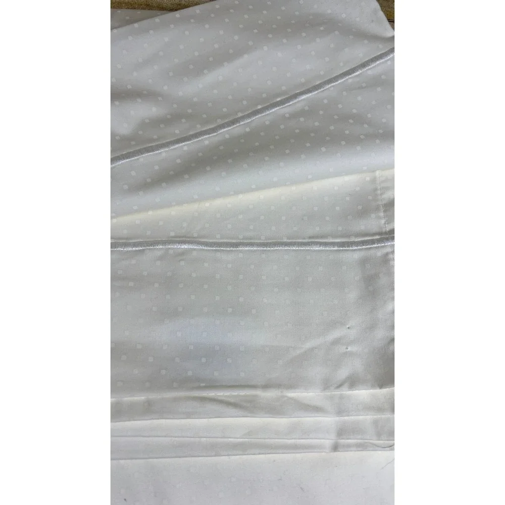 Charisma by Fieldcrest Supima Cotton Twin Sheet Ivory Swiss Dot 2pc Vintage